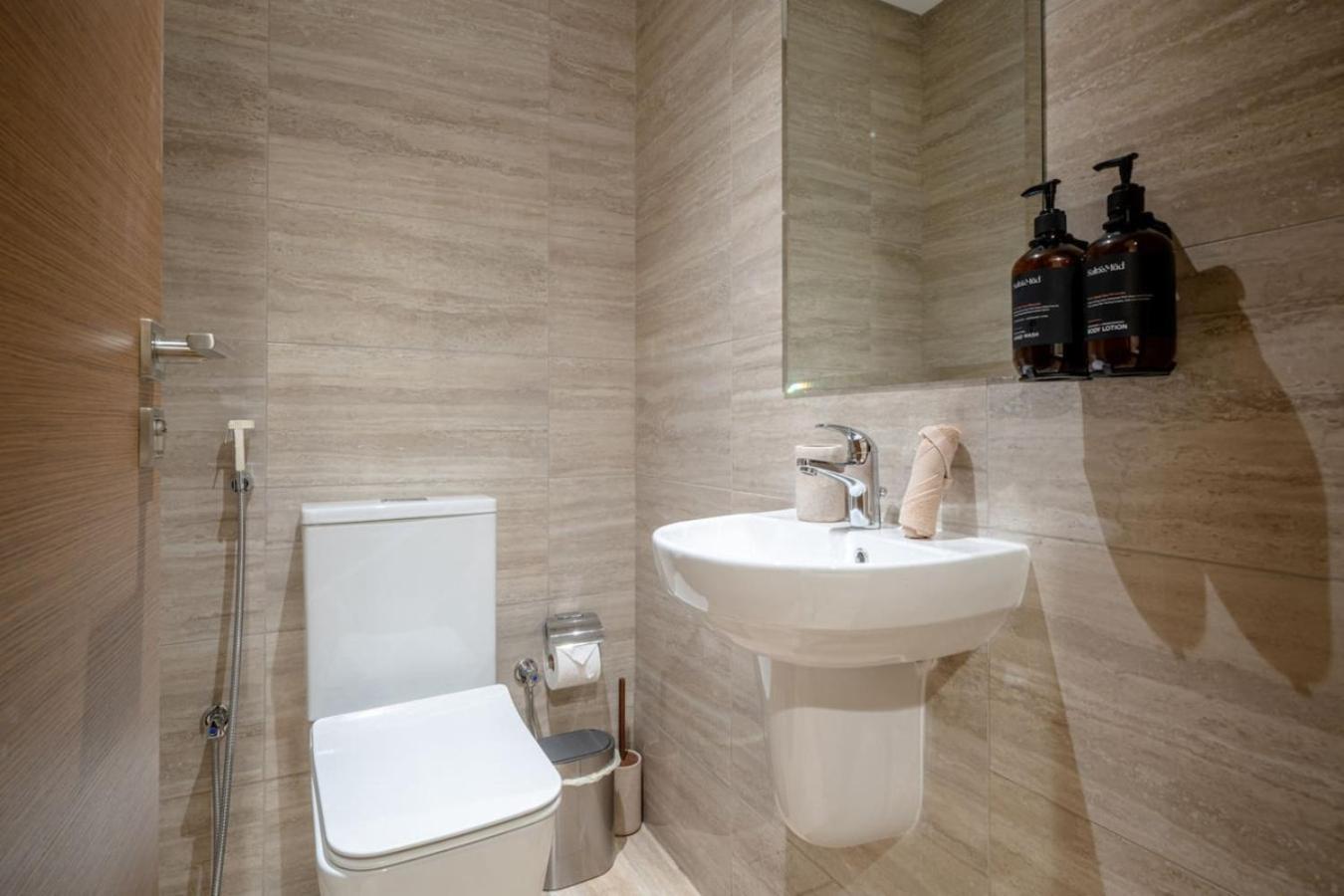 Seraya 6 - 4br - Private Hot Tub - Bar Island Apartment Dubai